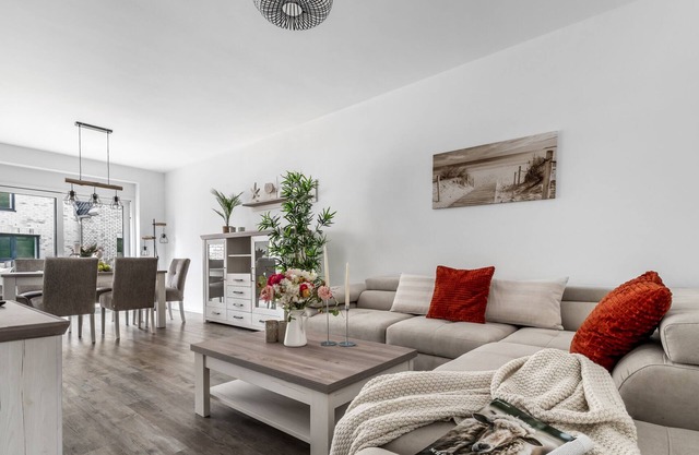 "Experience Unforgettable Relaxation at Inselloft Fehmarn Holiday Home!"