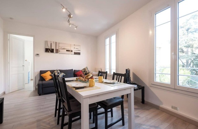 3P dans Villa Nicoise★vue★calme★central★parking