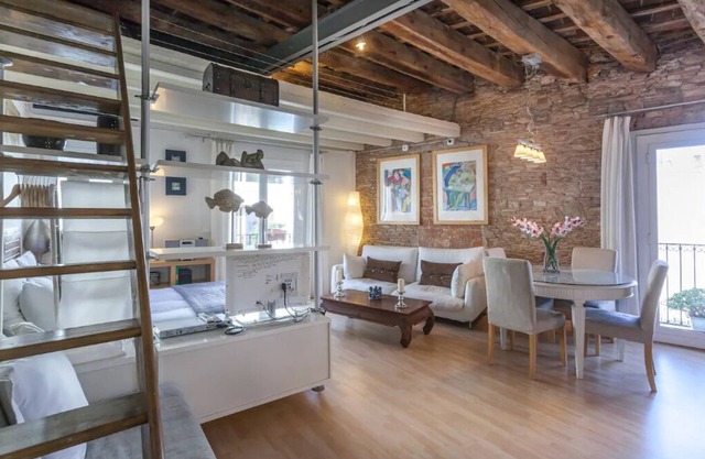 Explore Old Barcelona from a Loft-Style Studio