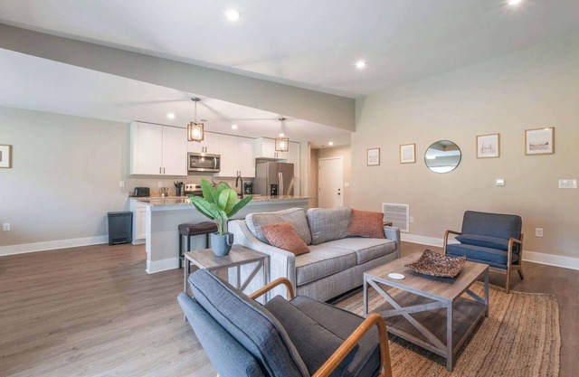Explore Traverse City! Pet-Friendly Condo Getaway