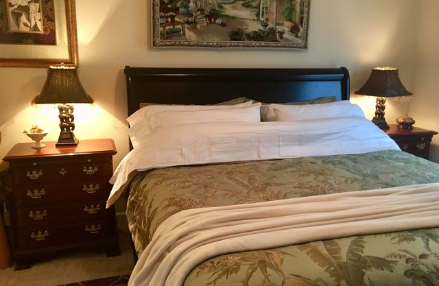 Suite luxueuse 2BR exquise Très bien situé à Greenville