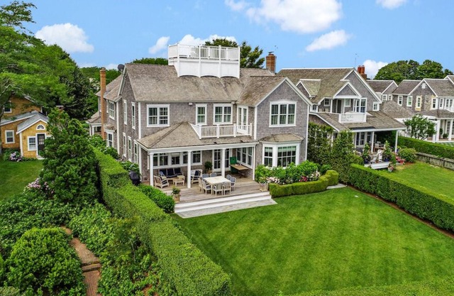 Exquisite Cliff home off Lincoln Circle available for rent in 2023