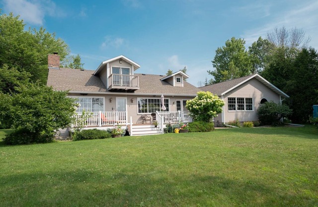 Maison exquise, sur la rive sablonneuse du lac Michigan à Escanaba