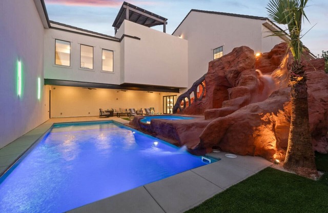Exquisite Outdoor Space, Large Pool w/slide, Theatre, Large Bunkroom, Game Space