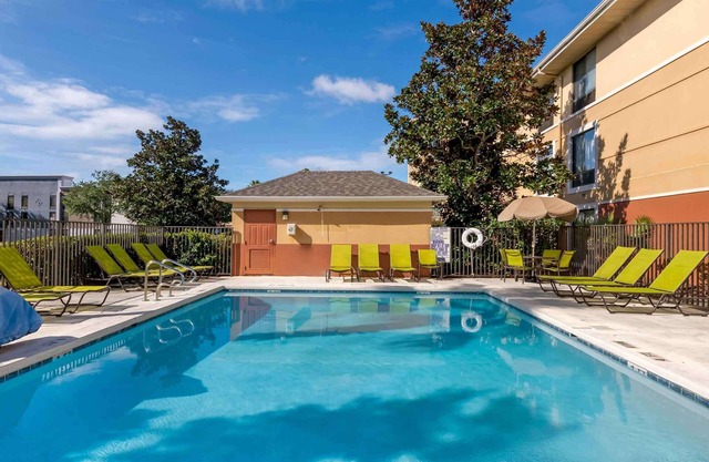 Extended Stay America Suites Orlando Theme Parks Vineland Rd