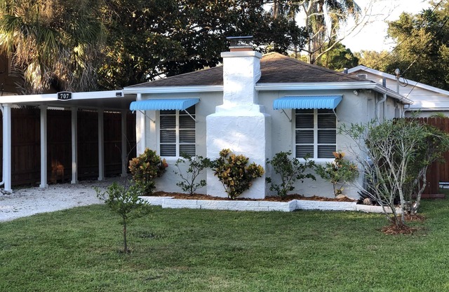 Adorable Bradenton Cottage Minutes de la plage ou du centre-ville de Sarasota ou Bradenton