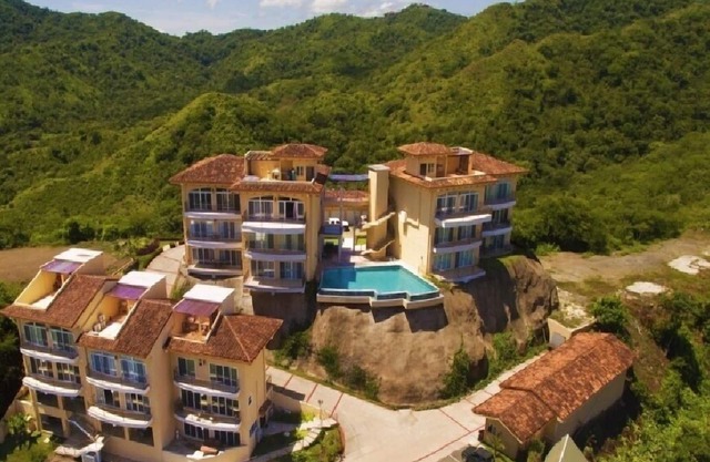 Extraordinary 2br Condo in Ocotal with amazing Bay and Ocean Views!