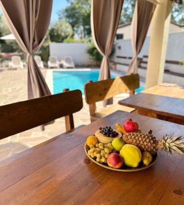 EXTRAORDINARY Amna Home with 4 bedroom and pool!