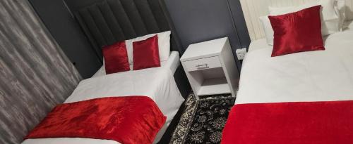 Ezcel accommodation