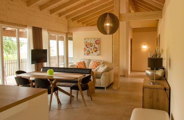 Appartement cinq étoiles avec un grand balcon