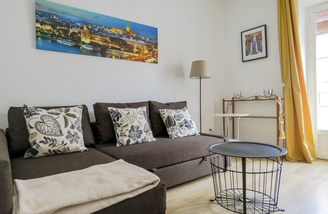 F2. 3 BD. Appartement Balcon / WIFI / Climatisation / Cuisine à Casco Histórico