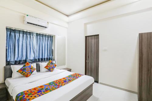 FabExpress Radiant Guest House