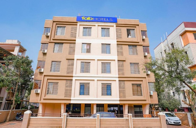 FabHotel 24 Baner - Nr MCF Camp