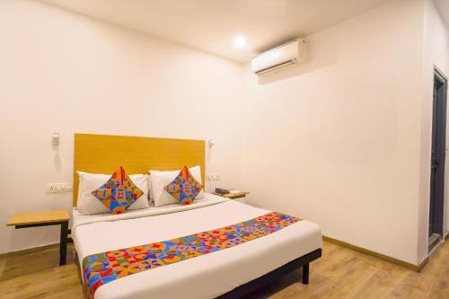 FabHotel Cinco