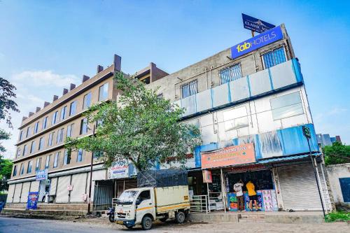FabHotel Classic Square I