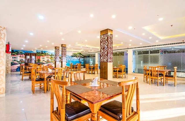 Fabhotel Elysian Grand