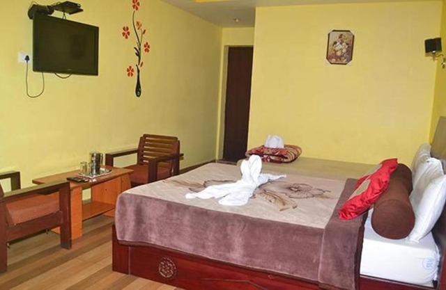 FabHotel Feel Like International
