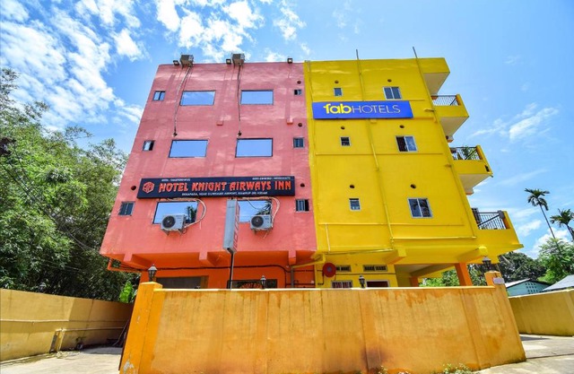 FabHotel Knight Airways