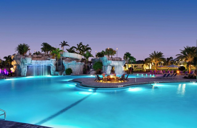 Fabulous 3-bedroom house with private pool and endless amenities in Estero