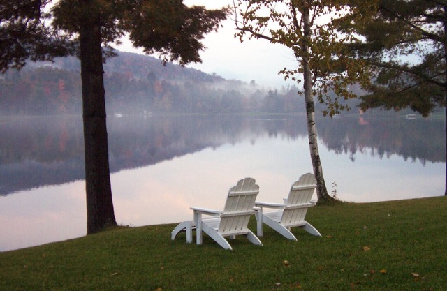 Fabuleux chalet toutes saisons, 600 pieds au bord du lac, lac Eden Vermont