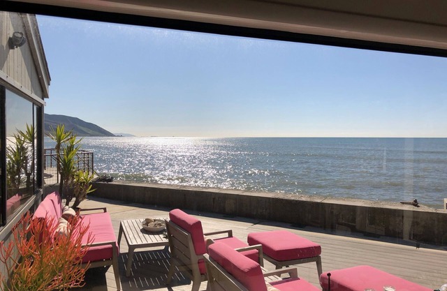 Fabuleux Beach House sur le sable à Faria Beach