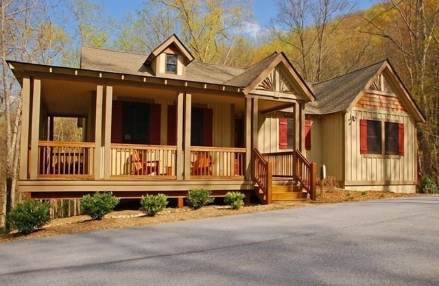 Fabuleux Bear Lake Reserve Cottage - FRIENDLY PET! Taux spéciaux!