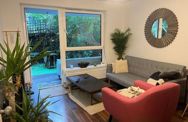 Fabulous central chic 2-bedroom apartment with WiFi in London