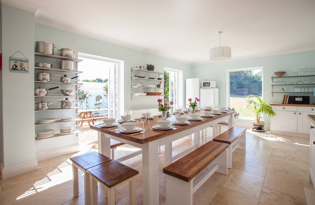 Fabuleux rénové côtière 6 chambre maison de vacances avec parking et grand jardin