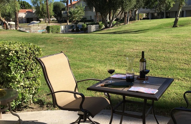 Fabuleux Desert Falls Country Club! Belle villa de niveau inférieur - Golf, tennis!