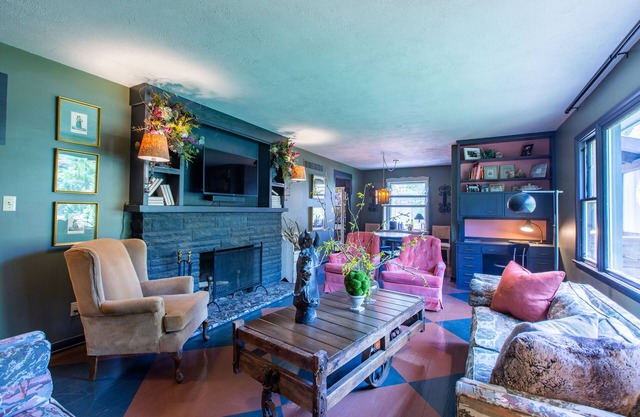Fabulous designer owned home with heated pool & spa in the heart of Sawyer!
