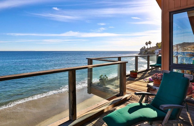 Fabuleux Malibu beach house sur une plage de sable sèche