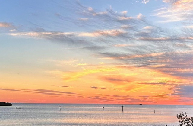 Fabulous Gulf view extended stay property offers gym, pool, clubhouse and more!