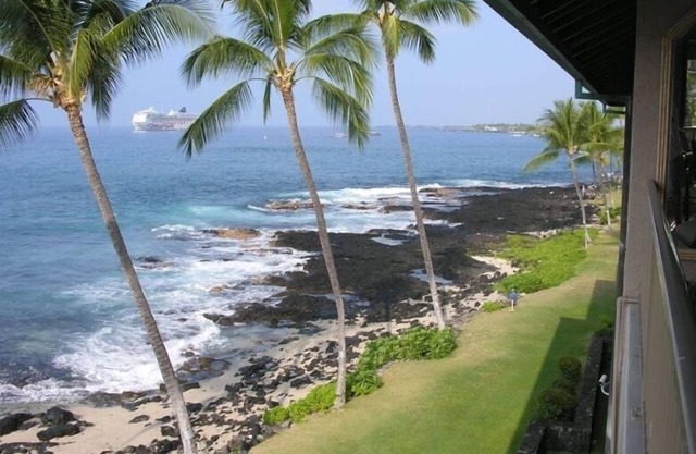 Fabuleux Kona Reef Resort Ocean Front - Penthouse Etage - 2 BR / 2 BA Condo
