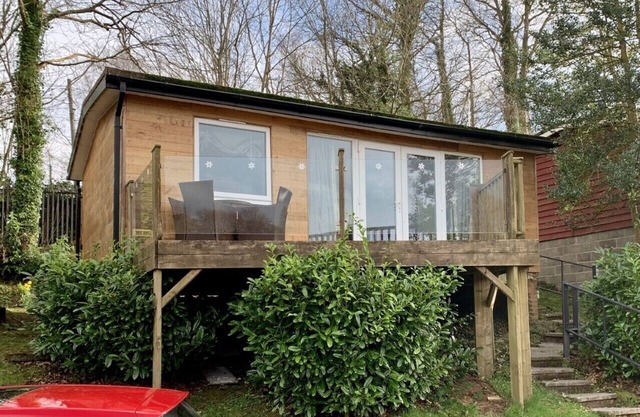 Fabuleux petit refuge Lodge sur un parc pays de vacances près de Caernarfon