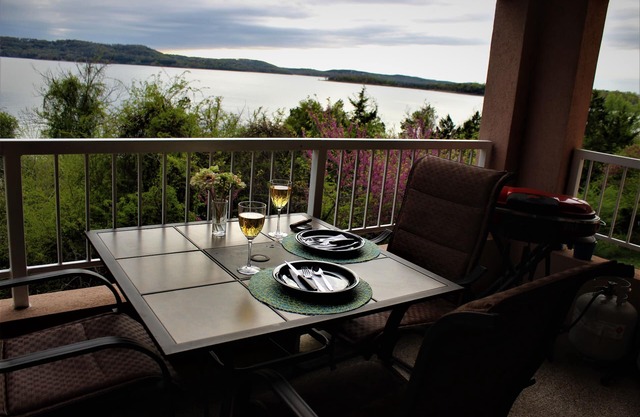 Fabuleux Patio vue sur le canal principal de Table Rock Lake