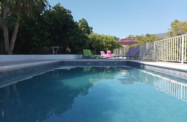 Villa fabuleuse sur la côte tropicale avec piscine privée