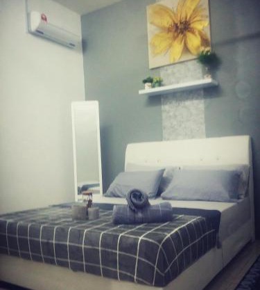 Fahaz Lumut Homestay