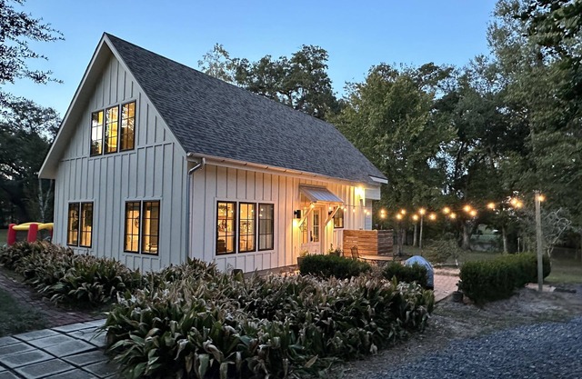 Fair Oaks Farmhouse