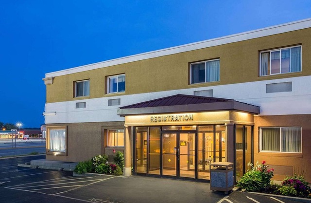 Fairbridge Inn Express Buffalo Airport Williamsville