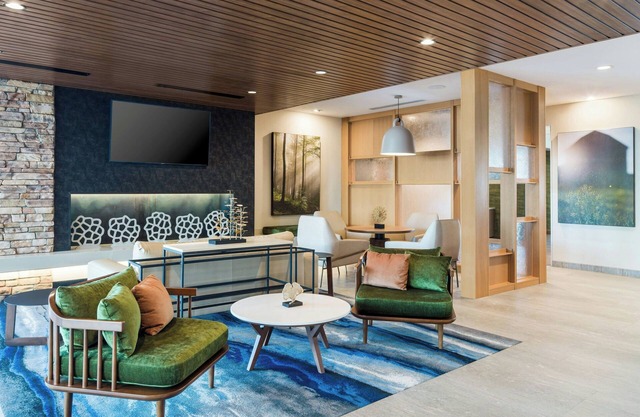 Fairfield Inn & Suites Hanford