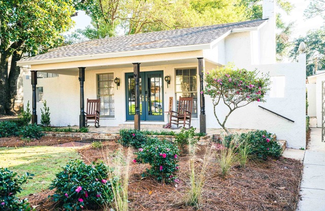 Fairhope Ave Collection - 204