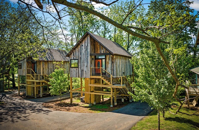 Fairway Treehouses