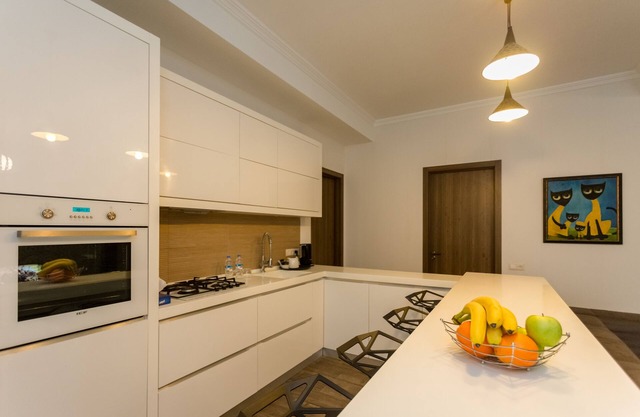 Falcon Apartments - Metekhi