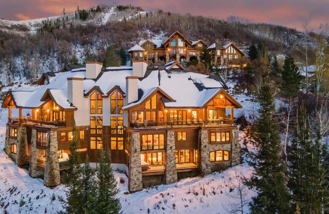 Falconhead Lodge - South
