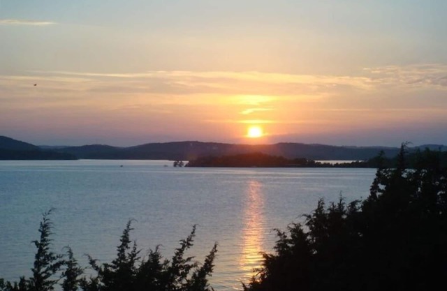 Été 195 $ / nuit, CONDO LUXUE LAKEFRONT, 2 LITS ROIS / 2 sdb, 10 min à Branson