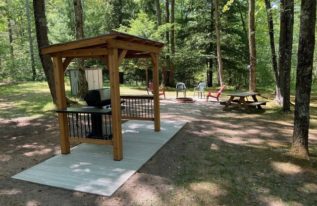 Nouveau! Falling Leaf Retreat 1 Bed 1 Bath Cottage