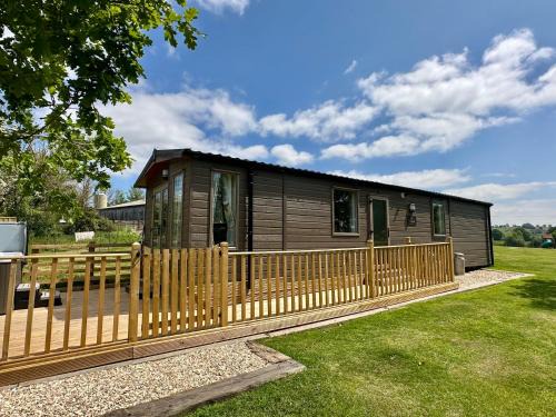 Fallow Cabin