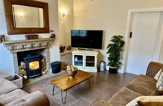 Fallow Cottage, Three Bedroom - Stamford