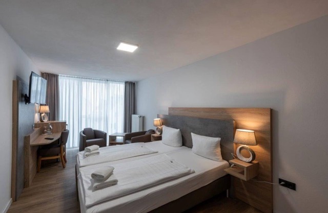 Familienzimmer - PANORAMA HOTEL in Neustadt an der Weinstraße