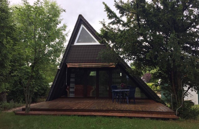 Cottage familial avec emplacement en bordure de forêt